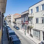 Cosy Flat Near Douro